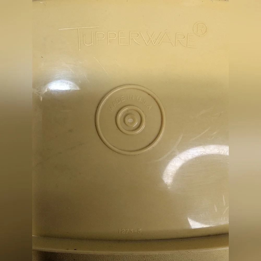 Vintage Tupperware Harvest Gold Microwave Steamer 3 Piece